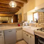 Maison De Charme En Dordogne Avec Cheminee Et Jardin Clos - Fr-1-616-159 *