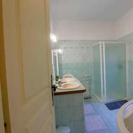 Maison Perigourdine Avec Jardin Clos Et Cheminee Pres De - Fr-1-616-159 Holiday home *