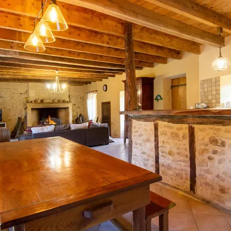 Maison De Charme En Dordogne Avec Cheminee Et Jardin Clos - Fr-1-616-159 Feriehus *