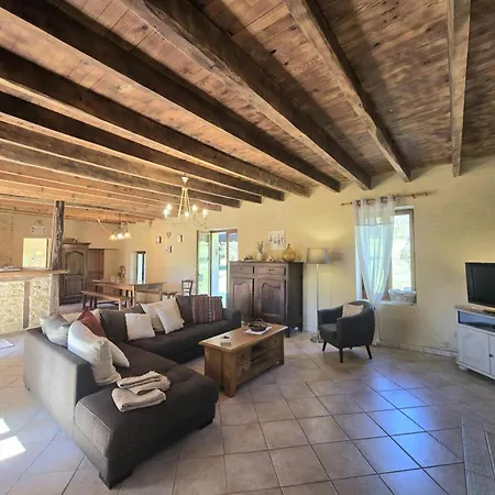 Maison De Charme En Dordogne Avec Cheminee Et Jardin Clos - Fr-1-616-159 *